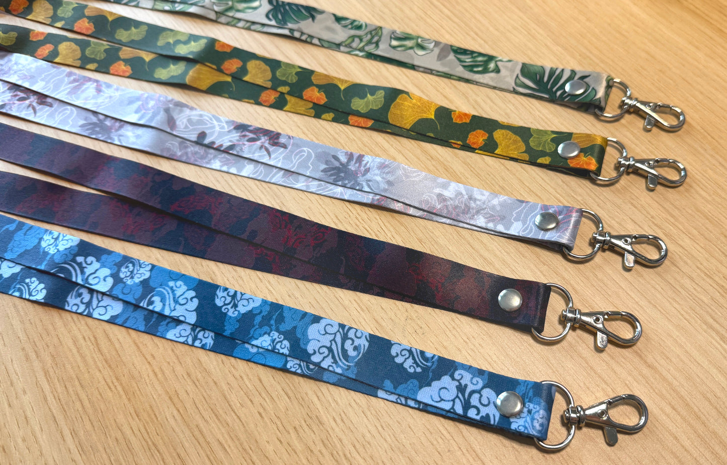 White Spider Lily | Long Lanyard