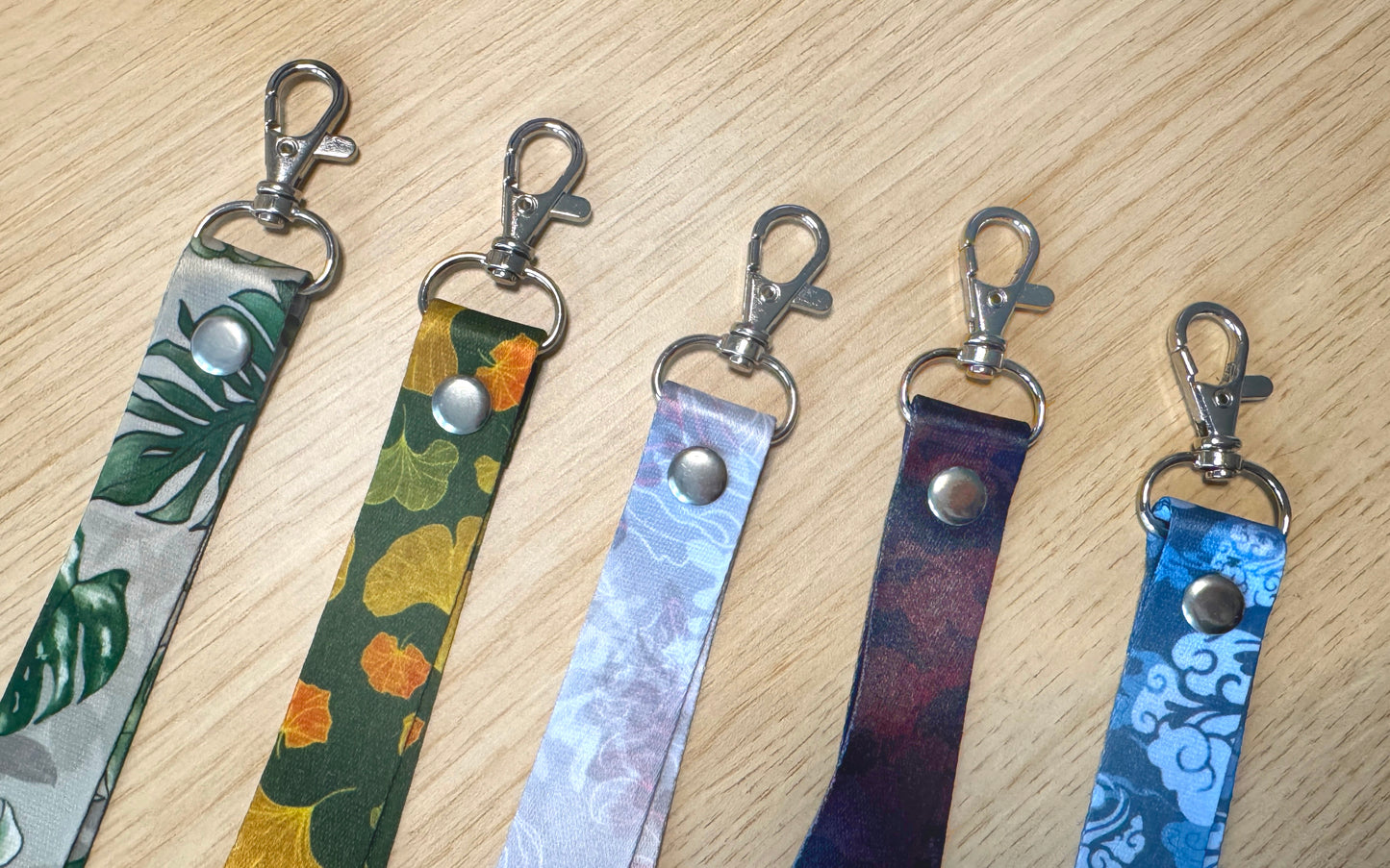 Yiling Cloud | Long Lanyard