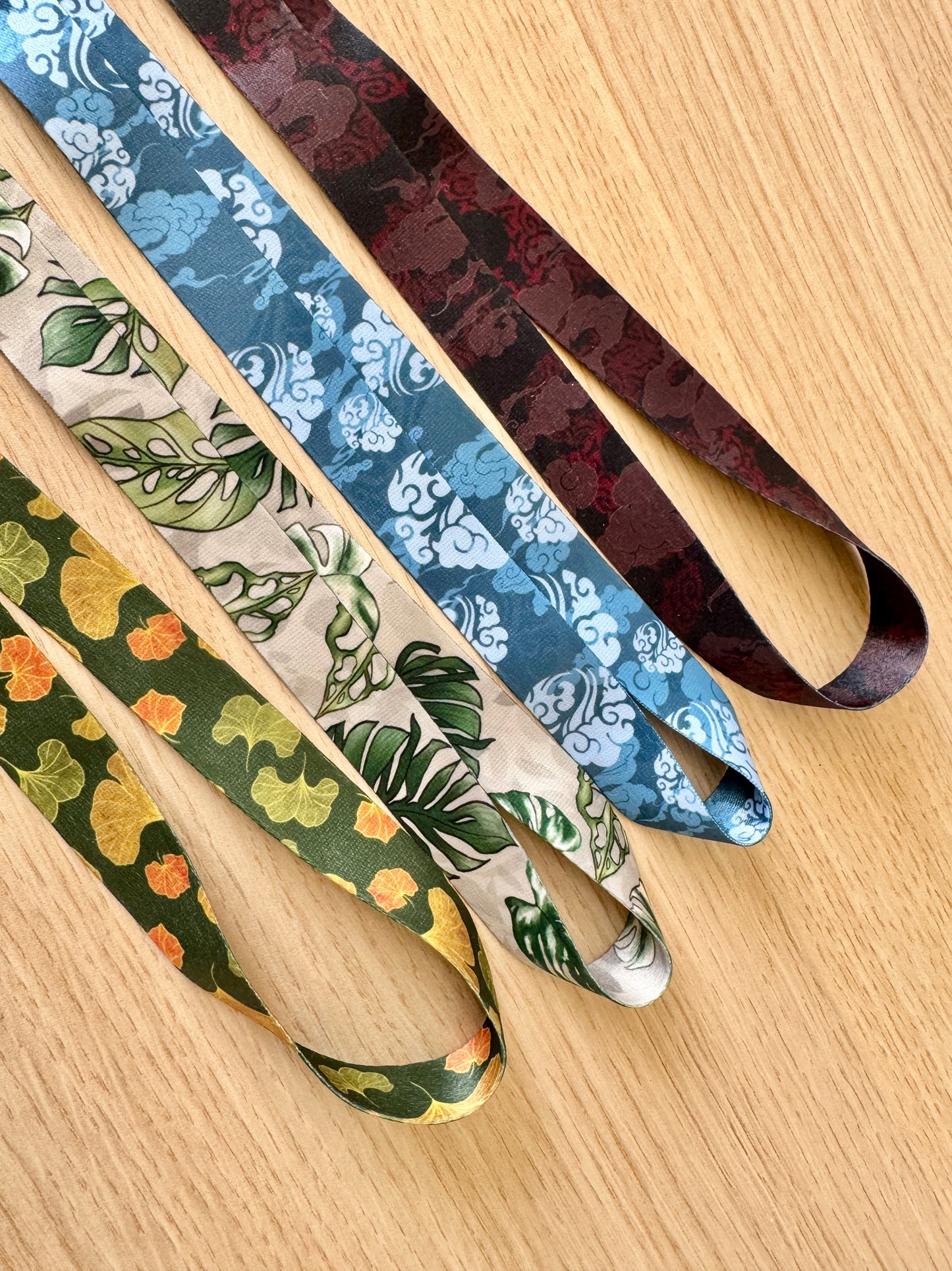 Yiling Cloud | Long Lanyard