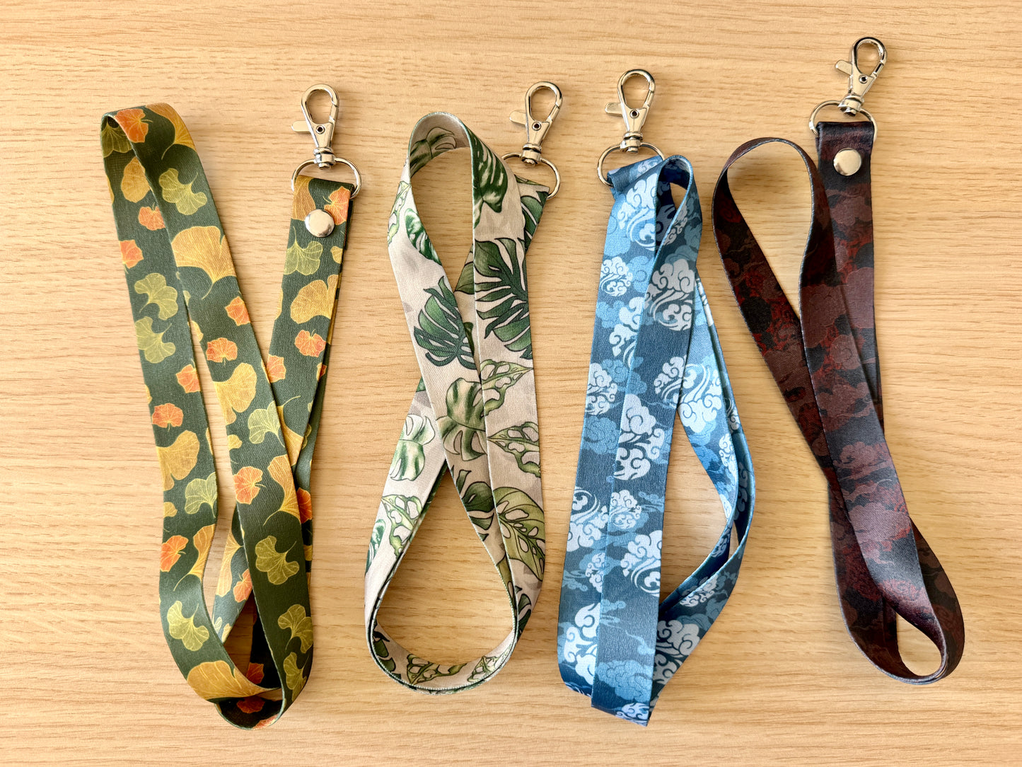 Yiling Cloud | Long Lanyard